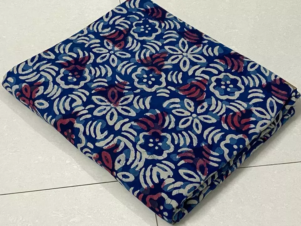 *Exclusive 🥻Beautiful colourful*🌈Hand block print cottan Running fabric.*

 *Fabric*👉Cotton cambr uploaded by business on 7/6/2022