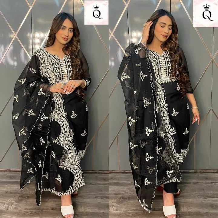 Post image *QUEENS'av™️* 👑
*Pure KotaS*🌻
D.No.3933 / BLACK
Pure Kota shirt✡️full size✡️ beautifully thread &amp; badla embroidered✡️cut work on ghera✡️Pure cotton bottom✡️Pure Kota duppatta ✡️beautifully thread &amp; badla embroidered✡️four sides cut work✡️
Excellent quality 👍
*Ready to Dispatch*🚚
MSP 2095/-✡️✡️Plus shipping