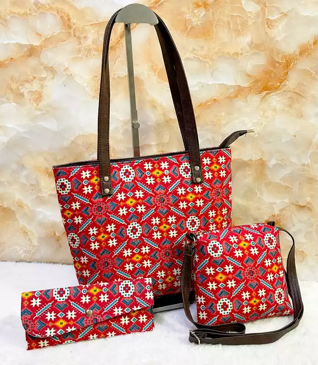 Post image *Ikkat 3 Pcs Combo*
➢ *Can Be Paired With Any Western &amp; Traditional Outfit.*➢ *Perfect For Daily Use.*➣ *Trendy Ikkat Hand Sturdy Grip.*➣ *Size Of Tote : 13" x 11.5"* ➣ *Size Of Sling : 7" x 7"* ➣ *Size Of Clutch : 5" x 9"* ➢ *Back Zip Pocket.*➣ *Complete Set*➣ *Size, Back &amp; Open Pic* 👆🏼➣ *Adjustable Long Sling Belt*➣ *Made In INDIA*🇮🇳➢ *Good Quality**Price 470 + PLUS SHIPPING 🤩*