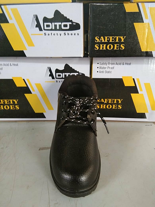 safety shoes uploaded by joshi enterprises on 11/9/2020