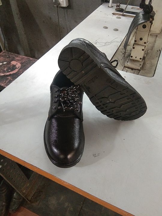 leather safety shoes pvc molding uploaded by business on 11/9/2020