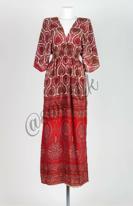Long bohemian dress  uploaded by Saachi  on 7/9/2022