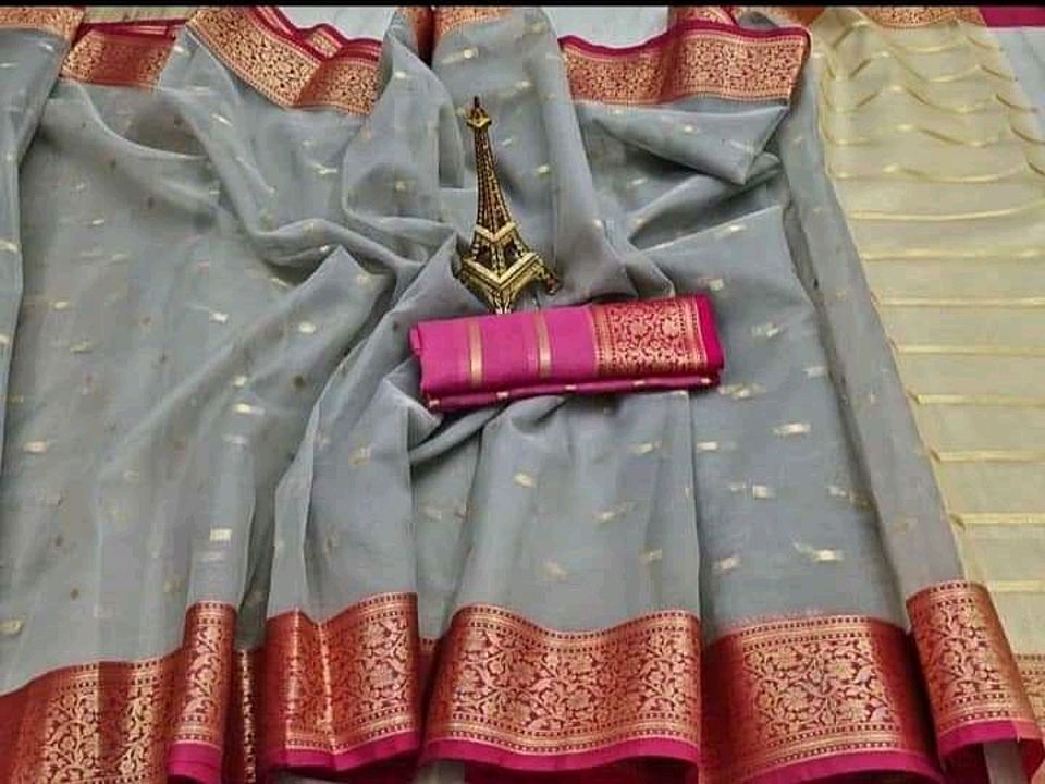 New arrival 😊🥰


Letest new fancy banarsi handlooms   kora muslin banarasi silk sarees collection  uploaded by business on 11/10/2020