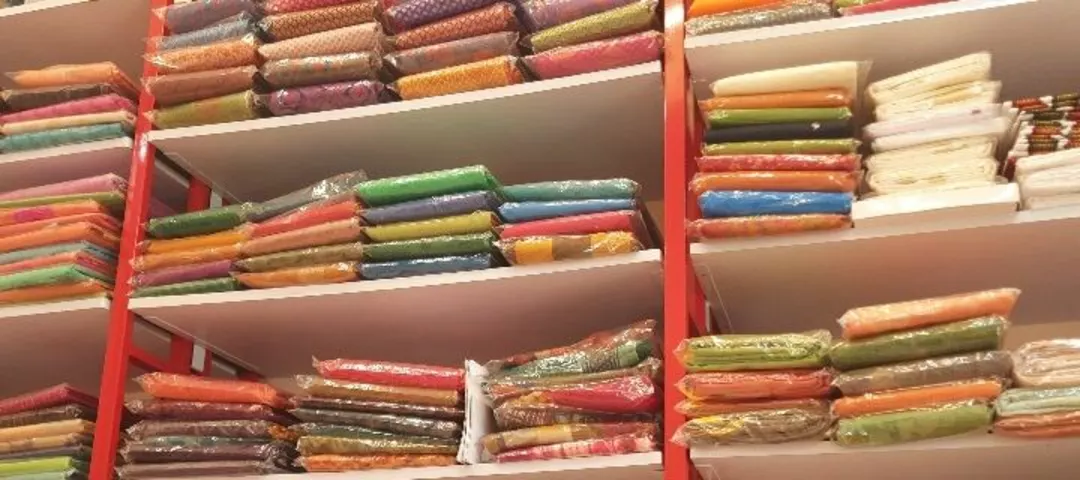 Shop Store Images of Vaishnavi Silk & Sarees