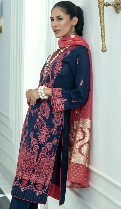 Pakistani suits  uploaded by business on 7/11/2022