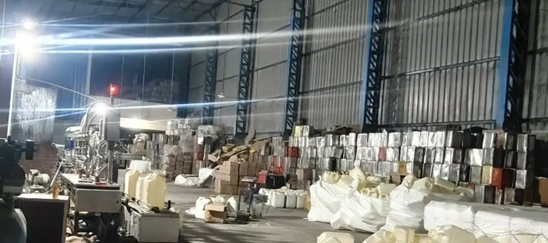Warehouse Store Images of Bharat Mustard Oil Company
