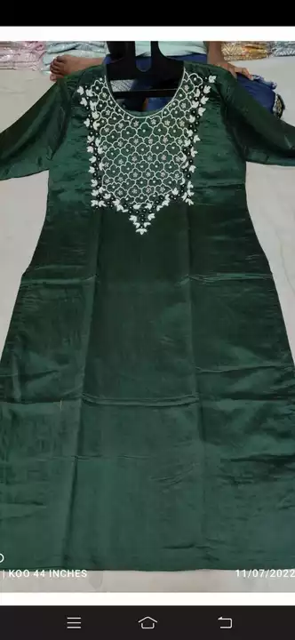 Silk handwork kurti in 44 size uploaded by Mannat on 7/12/2022