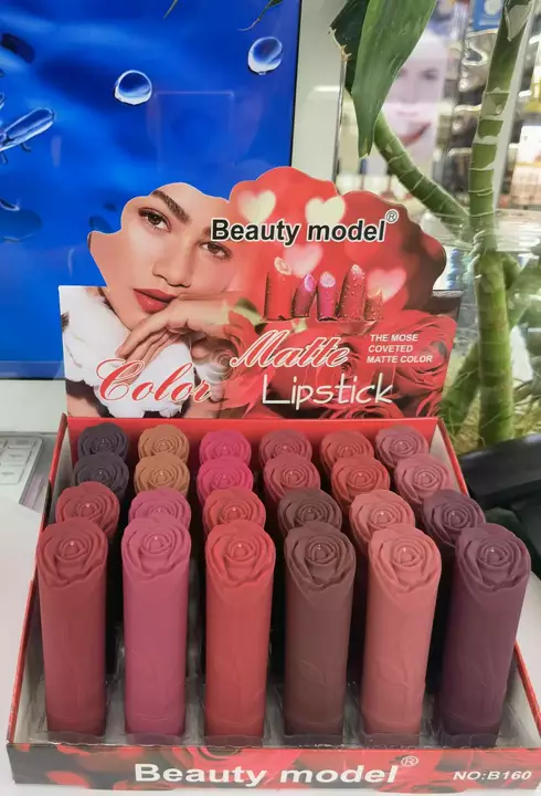 Lipstick  uploaded by Imitation jewellery  on 7/13/2022