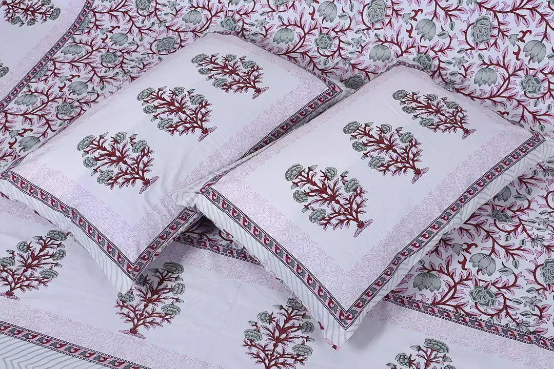 Post image Export(Rs. 610King size bedsheets with 2 pillow covers
Size 90 inches by 108 inches ( Bedsheet sides stitched )
Pillow size 49 cm × 69 cm19 / 27 inches( Chain pillow )
Weight approx 1.1 kg