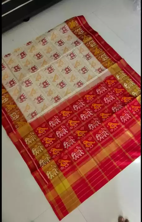 Patola saree uploaded by business on 7/18/2022
