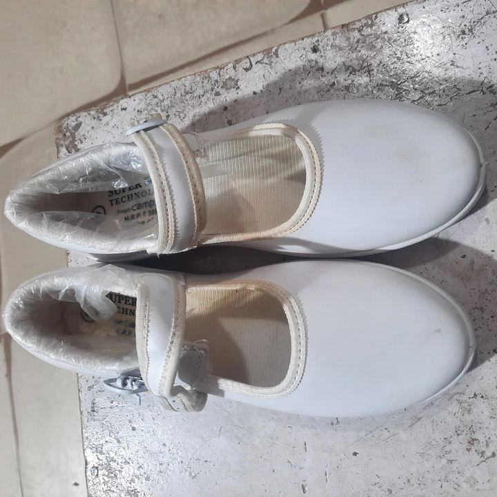 School shoes white uploaded by Global Hub Wholesale Market on 7/19/2022