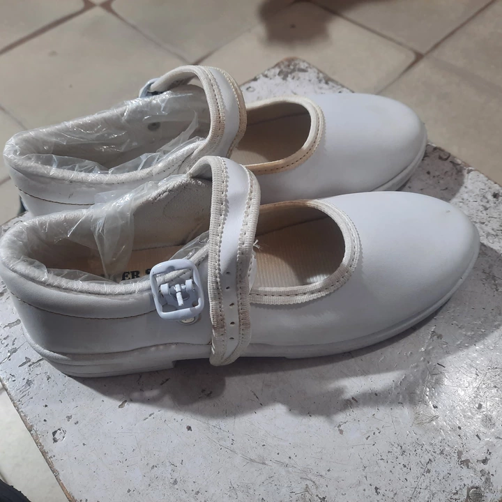 School shoes white uploaded by Global Hub Wholesale Market on 7/19/2022