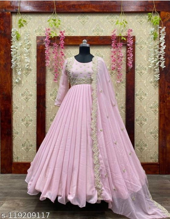 Gown uploaded by Today's Fashion on 7/21/2022