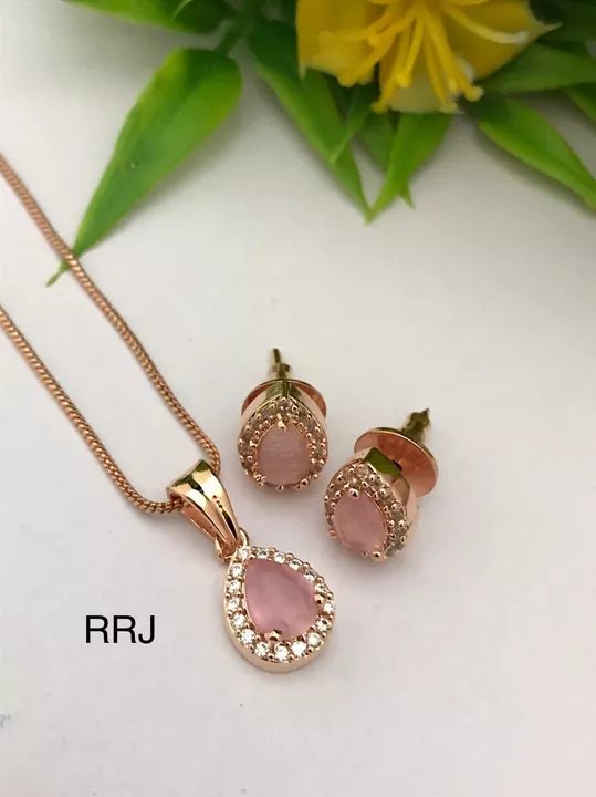 Post image https://chat.whatsapp.com/JZZo4KAeQEaJO3rrtSb9d1RRJ Brand Beautiful Cz Pendent set Active reseller are join group and orders