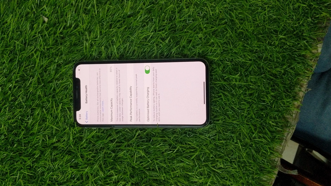 IPHONE X 64 Gb uploaded by Mobile box(green india traders) on 7/21/2022