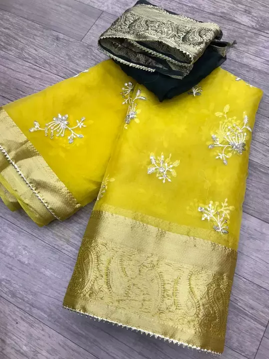 Post image NSJ…


🥰🥰Original product🥰🥰

👉👉pure orgenza fabric with beautiful mx zari palu and bodar 💃🏻💃🏻💃🏻💃🏻pull havvy zari wiving in saree and havvy bp💖💖 all new consept in market 💃🏻💃🏻💖
🥰redy to DISPATCH 🥰
🅿️🅿️🅿️👉👉1300 rs

NOTE 👉book now fast