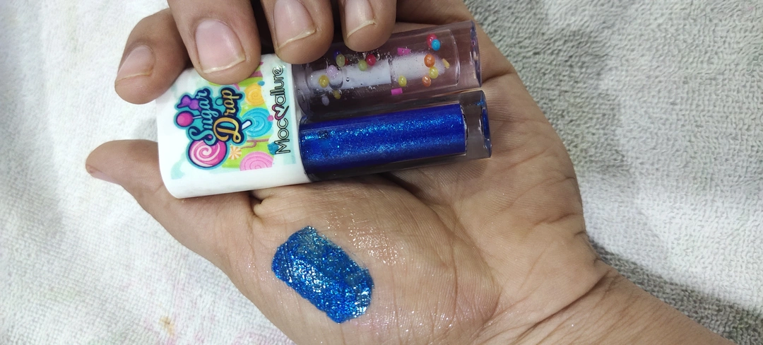 Liquid eyeshadow with lip gloss uploaded by Indiasqueen on 7/22/2022