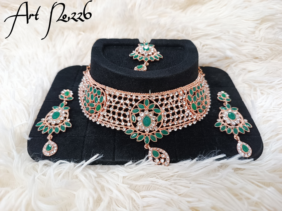 Post image Fancy Choker Neckless❤❤
High Quality Neckless Just For ₹200 only