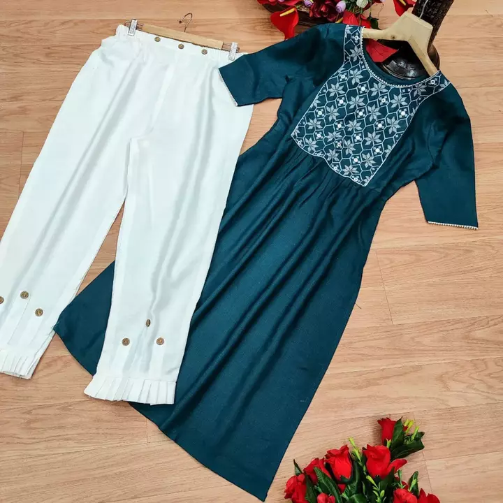 Post image * malhar fashion launching *
*Falak kurti with pent*
🌕🌸🌍🌸🥇🌍😍*Beautiful 😍 6 colours*Febric details:-  Cotton Febric with 🌞Bautiful embroidery 🧵 work With plazo pent with lace🌷,👖 Fabric:-  CottonSize :-  M(38)             L (40)            Xl. (42)           Xxl. (44)
👩‍❤️‍💋‍👩👩‍❤️‍💋‍👩👩‍❤️‍💋‍👩👩‍❤️‍💋‍👩👩‍❤️‍💋‍👩👩‍❤️‍💋‍👩👩‍❤️‍💋‍👩Ready to ship 🚢 Maltipal pics available