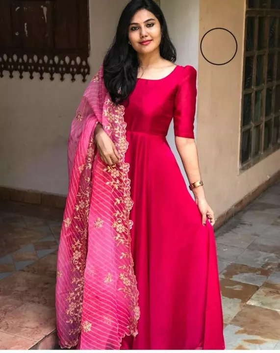 Gown With dupaatta uploaded by MAHADEV FASHION on 7/23/2022