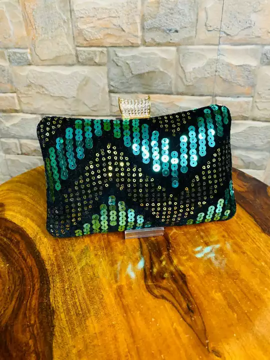 Beautiful highlighted clutches  uploaded by business on 7/23/2022