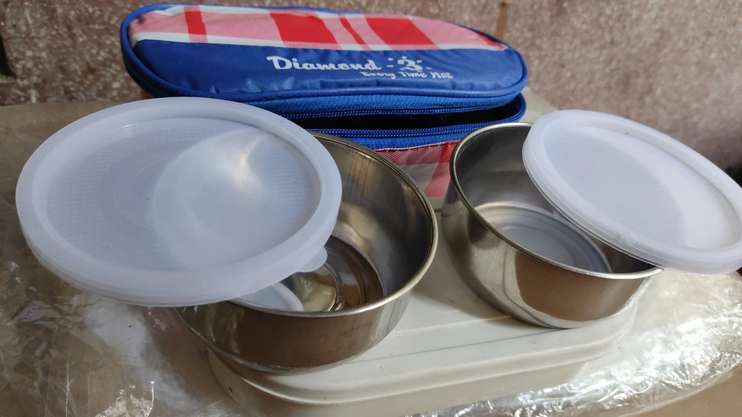 3 container lunch box with insulated zip bag uploaded by Sadar bazar delhi 9315440334 on 7/24/2022