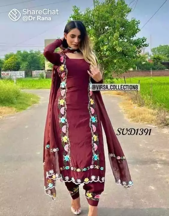 Post image मुझे Suits and dress material की 1-10 pieces चाहिए।