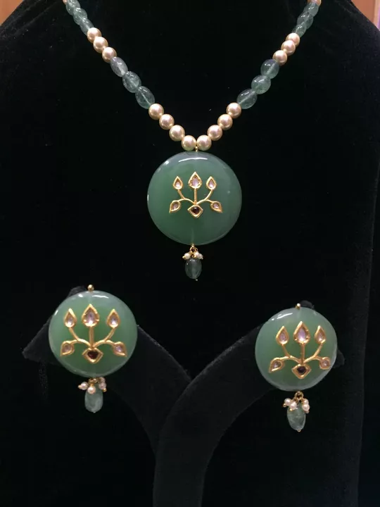 Stone jadau jewellery  uploaded by Girraj dharan gems jewellery on 7/26/2022