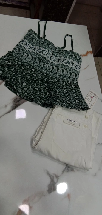 Top & jeans set white mom jeans uploaded by Girls wear shop on 7/26/2022