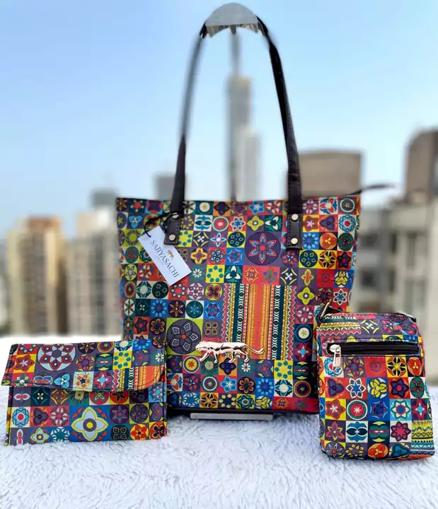 Desighnes hand bag combo  uploaded by Yatri fashion studio on 7/26/2022