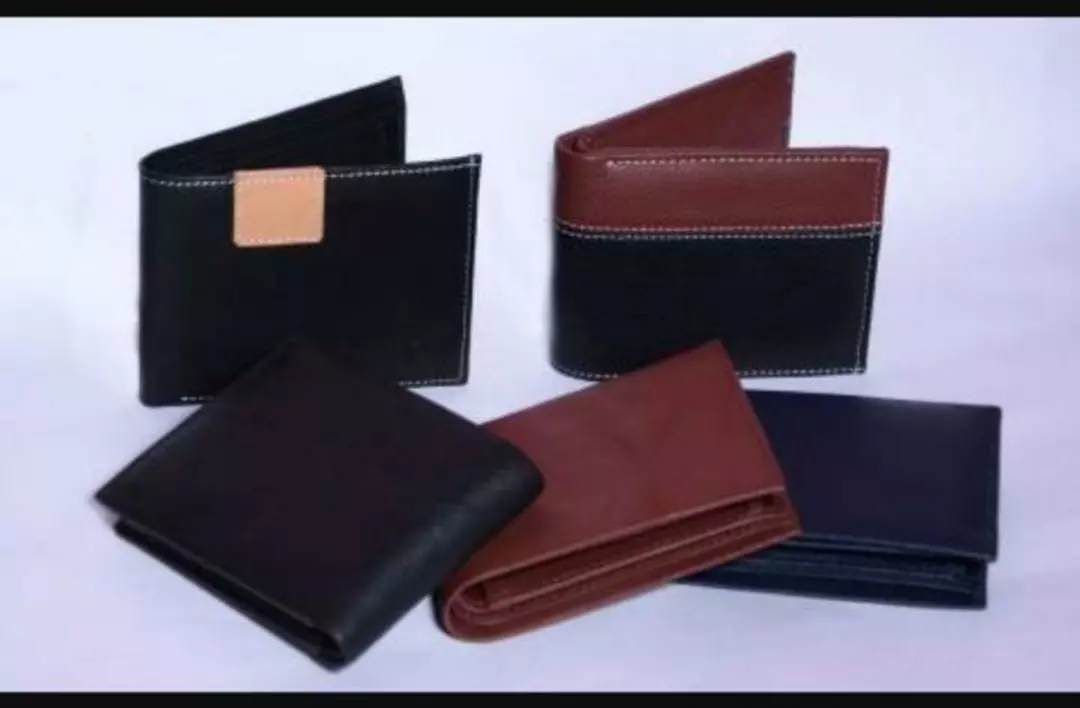 Leather wallet uploaded by business on 7/27/2022