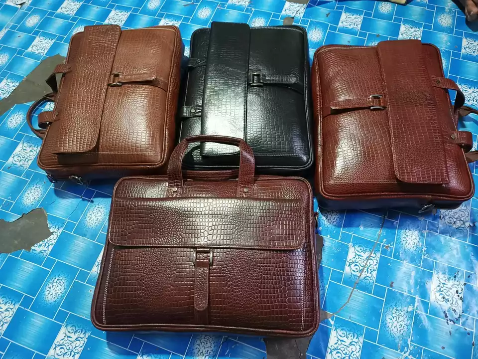 Leather bag uploaded by business on 7/27/2022