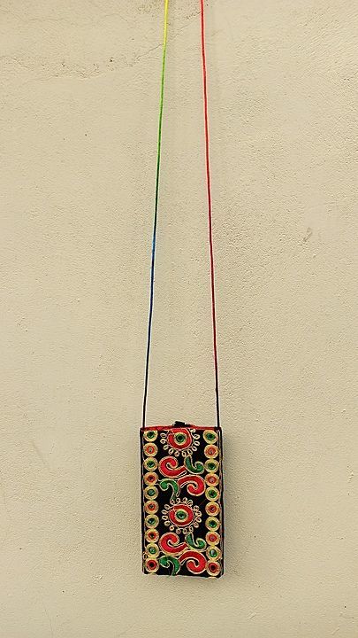 

New Design of Handicraft mobile POUCH
 
Size - 7.5*4.5 inch approx 

2 pocket with saree pin uploaded by TANVI HANDICRAFT on 11/18/2020