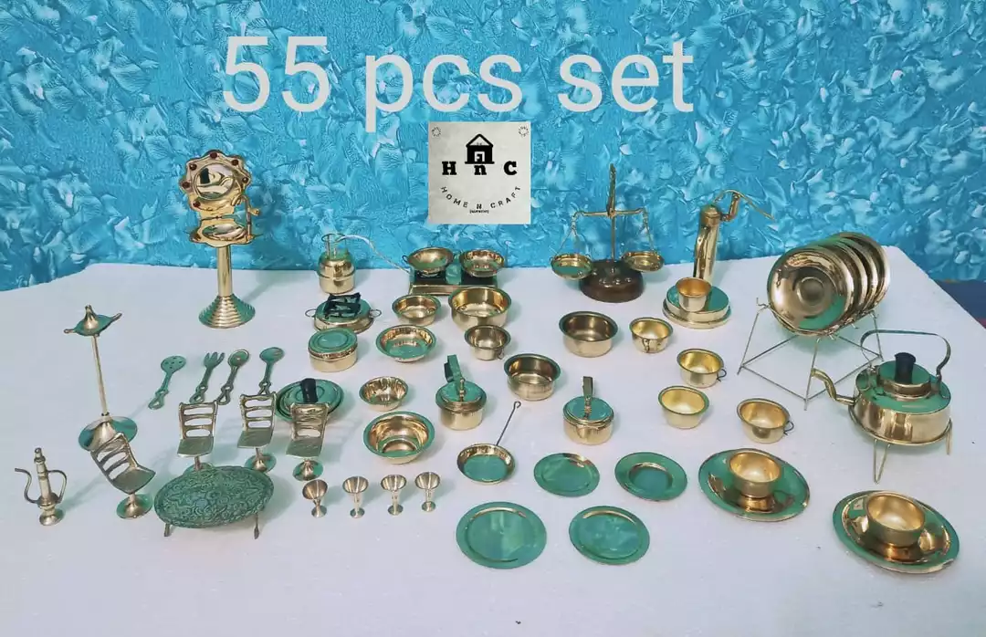 Brass miniature uploaded by business on 7/28/2022