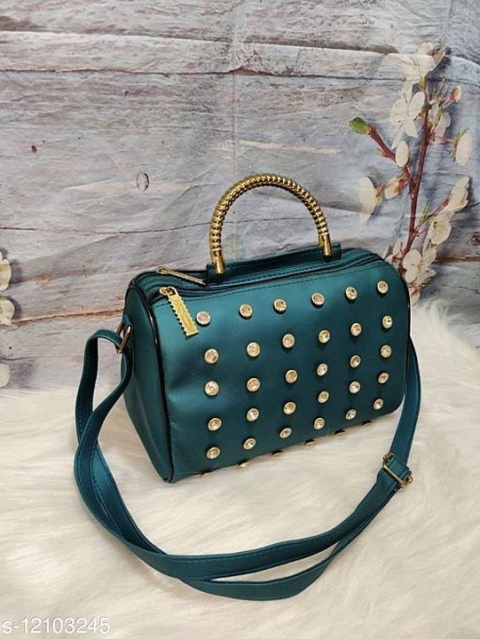 Catalog Name:*Voguish Attractive Women Slingbags*
Material: PU
No. of Compartments: 2
Multipack: 1
S uploaded by Online shopping shop on 11/19/2020