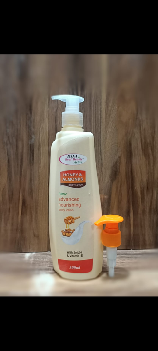 Honey & almond lotion 500 ml uploaded by business on 7/29/2022