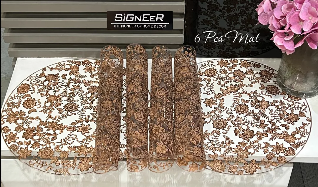 6 pc table mat set uploaded by SIMMI INTERNATIONAL on 7/29/2022