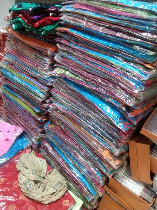 Warehouse Store Images of Nuzhat textiles