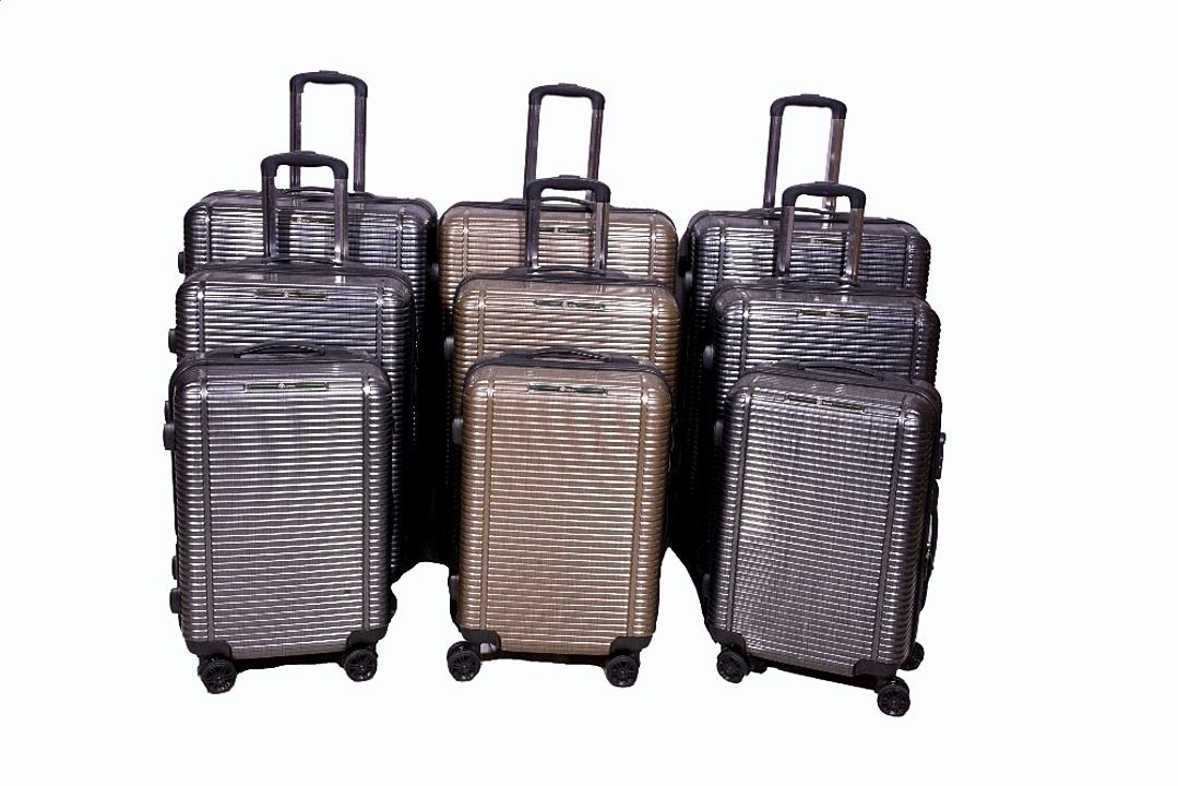 The 3pc set small medium and large of 360° spinner hard shell polycarbonate trolley suitcase uploaded by business on 11/19/2020