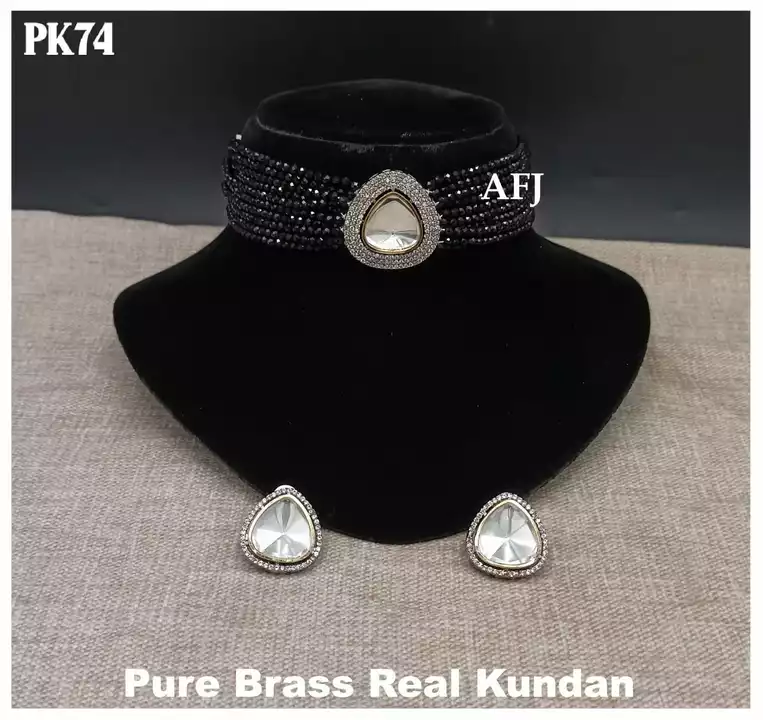 Post image Premium Quality real Kundan Jewellery High Gold Plating Latest Design with Awesome Finishing 💯

Please let us know for bulk order minimum quantity 8 piece 

Contact us at on WhatsApp +918591464068
