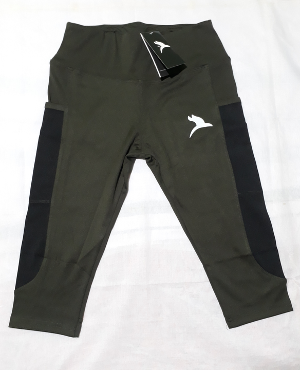 Women's GYM & Yoga Pant 3/4  uploaded by M/S ANJALI GARMENTS on 8/2/2022