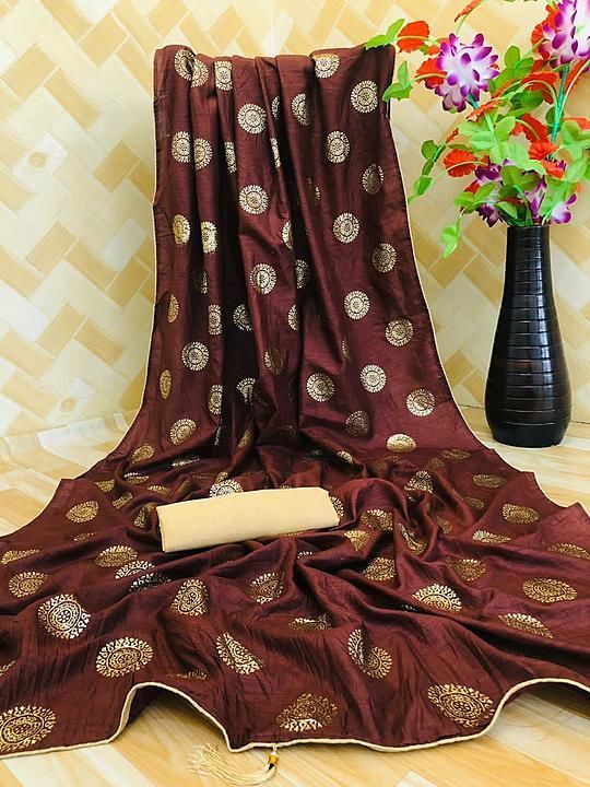 Dola Silk Saree For Women uploaded by Quesha on 11/21/2020