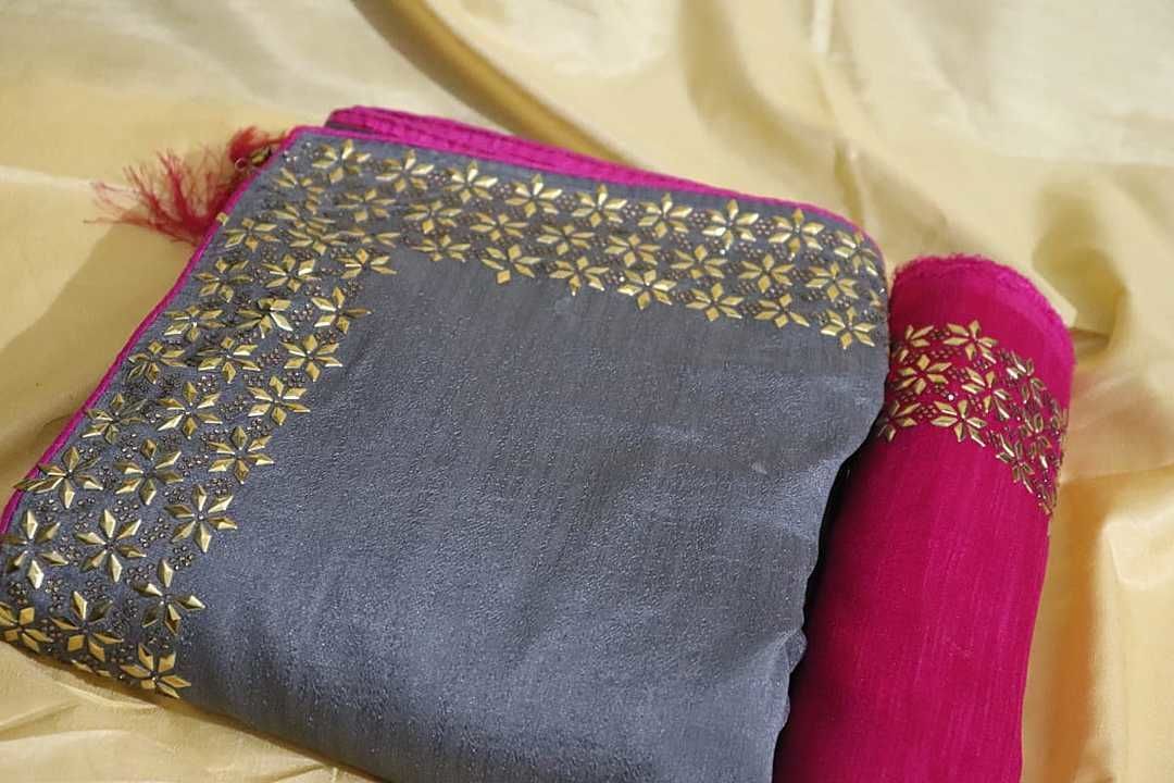 Post image 😍 NEW LAUNCH😍

*CATELOGE NAME - kajukatari*

🧚‍♀ *We Launching latest Sarees Collections*  😇

💐💐Fabric : Vichitra silk with Hotfix  Work 5.50 mtr 

💐💐blouse : Banglori silk blouse length 0.80 mtr


*Ready stock*