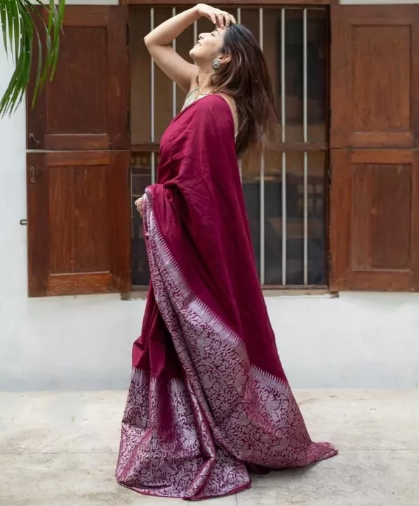 Soft lichi silk saree uploaded by Asha Fashion boutique on 8/3/2022