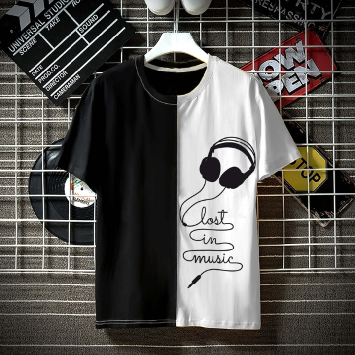 Graphic Print Men Black, White T-Shirt uploaded by Fashion Shop on 8/3/2022