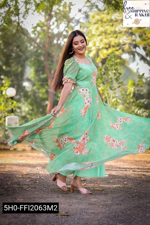 Dress uploaded by Dhaarmi Fashion on 8/3/2022
